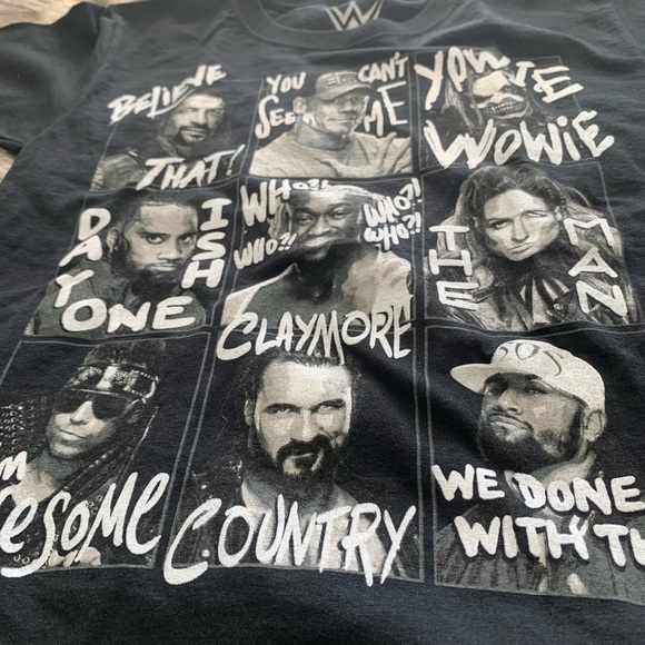 BNWOT Boys WWE T-shirt size small - Picture 2 of 3